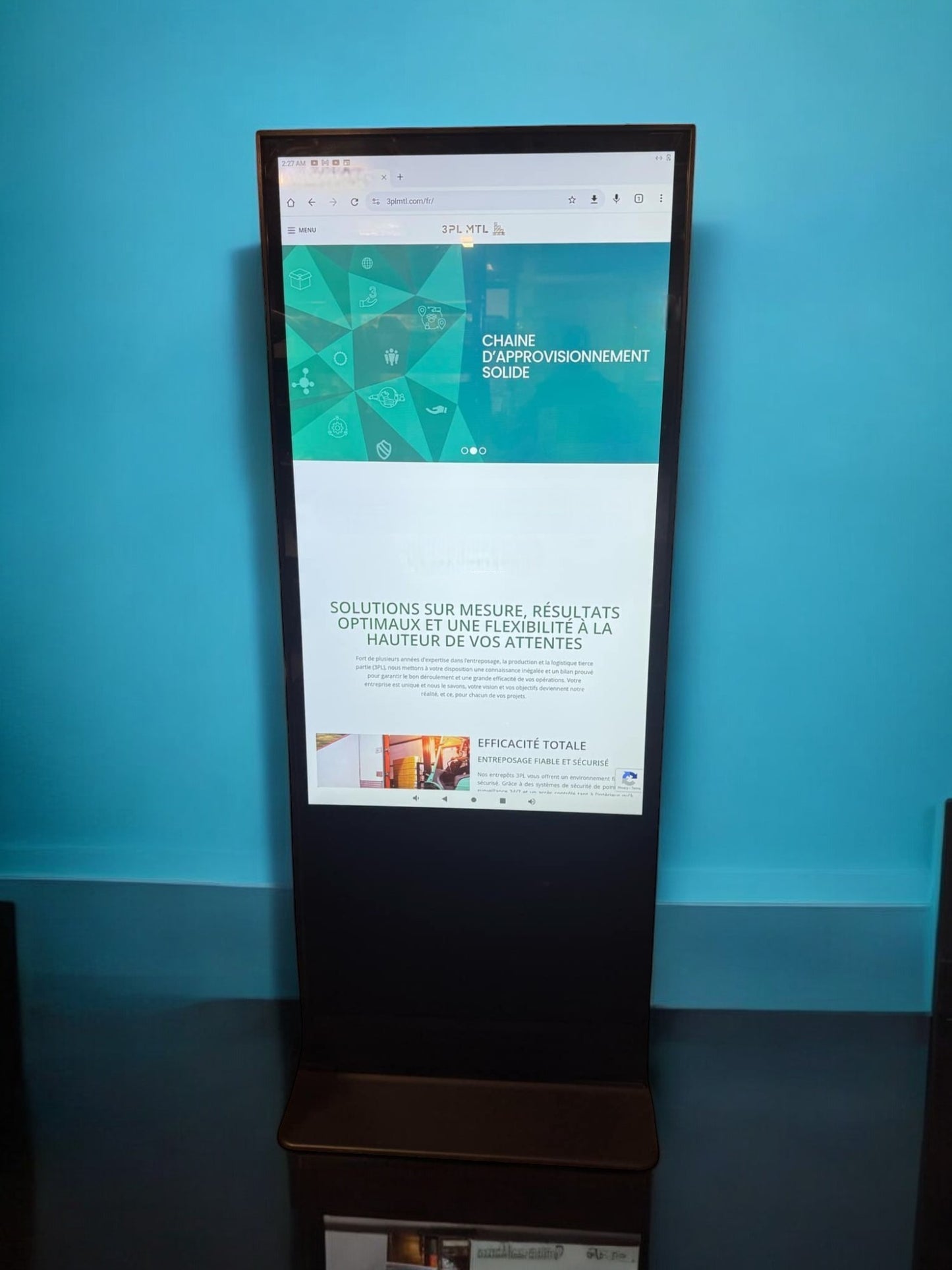 Écran tactile publicitaire 55''